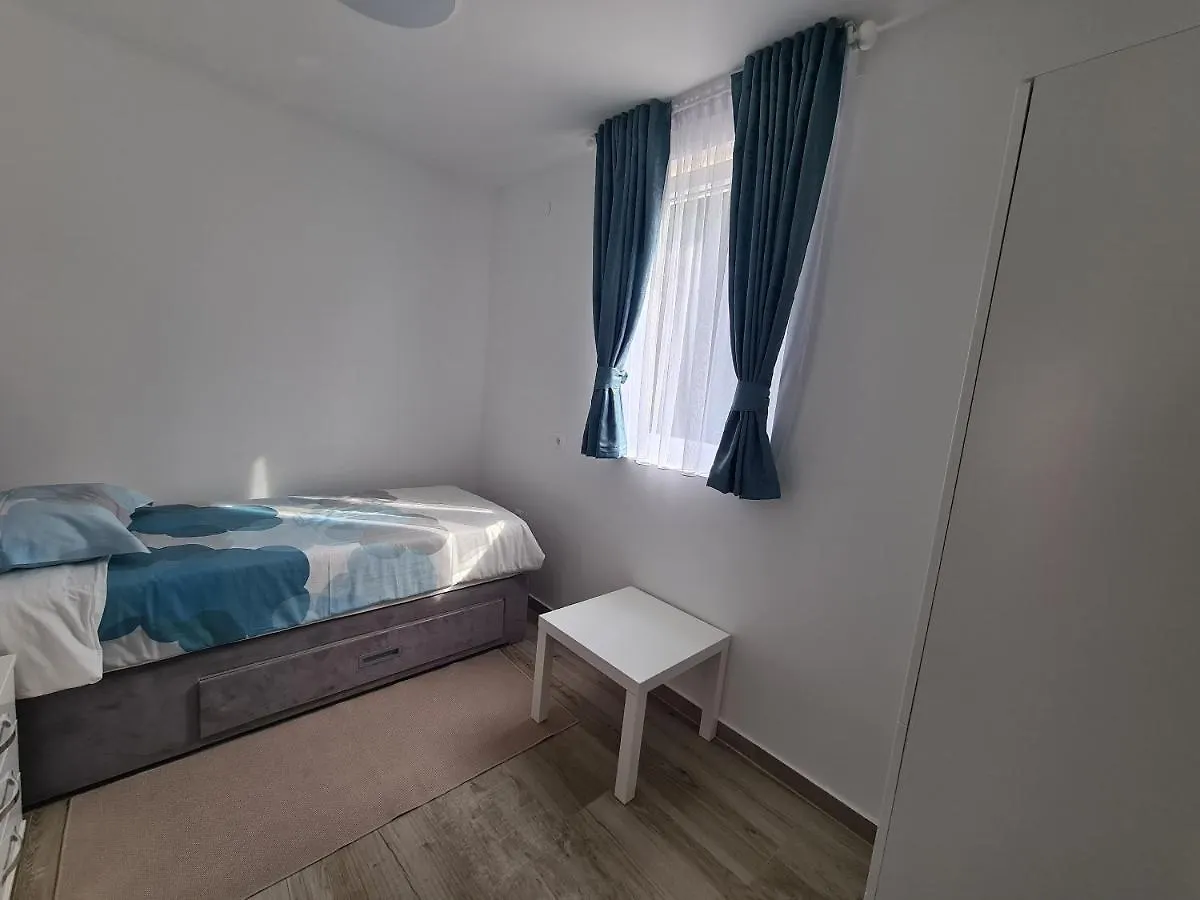 Apartments Elizabeta Dramalj